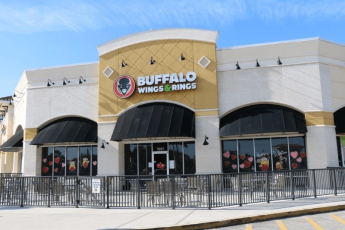 Buffalo Wings & Rings exterior