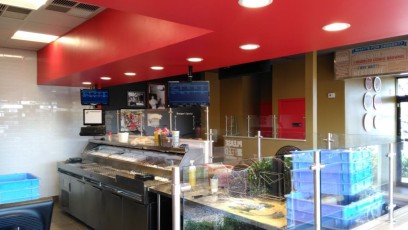 Domino's Kitchen- salad prep